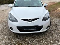Gebraucht Mazda 2 Inclusive 86 PS (63 kW) 2009 Weiß Kleinwagen