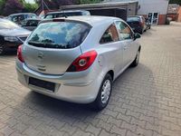 Gebraucht Opel Corsa Edition 80 PS (58 kW) 2009 Starsilber iii m2 Kleinwagen
