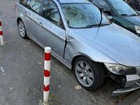Gebraucht BMW 320 170 PS (125 kW) 2008 Kombi