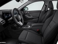 Gebraucht BMW 120 Shadowline 170 PS (125 kW) 2025 Alpinweiss Kleinwagen