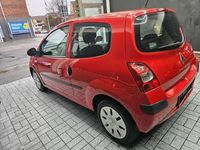 Gebraucht Renault Twingo 60 PS (44 kW) 2009 Rot Kleinwagen