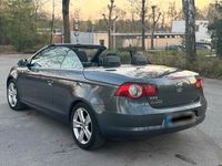 Gebraucht VW Eos 122 PS (89 kW) 2008 Grau Cabrio