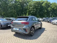 Gebraucht VW T-Roc R-line 190 PS (139 kW) 2025 Grau SUV
