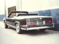 Second-hand Cadillac Deville 131 CP (96 kW) 1986 Berlinǎ