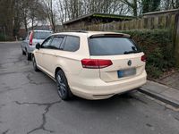 Gebraucht VW Passat 150 PS (110 kW) 2017 Andere farben Kombi