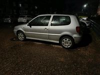 Gebraucht VW Polo 50 PS (36 kW) 2000 Silber Kleinwagen