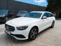 Gebraucht Mercedes E220 194 PS (142 kW) 2021 Weiß Limousine