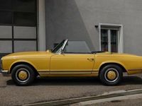 Gebraucht Mercedes W113 150 PS (110 kW) 1966 Gelb Cabrio