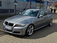 Gebraucht BMW 318 143 PS (105 kW) 2010 Silber Kombi