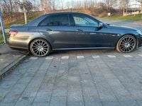 Gebraucht Mercedes E250 204 PS (150 kW) 2009 Grau Limousine