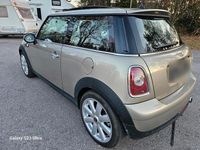 Gebraucht Mini Cooper Coupé 122 PS (89 kW) 2010 Gold Coupé