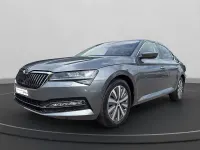 Gebraucht Skoda Superb Style 190 PS (139 kW) 2023 Graphite grau Limousine