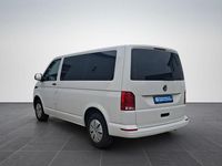 Second-hand VW Multivan 150 CP (110 kW) 2022 Alb Monovolum