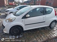 Gebraucht Peugeot 107 Filou 68 PS (50 kW) 2007 Weiß Kleinwagen