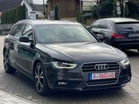 gebraucht Audi A4 2.0 TDI - Automatik - aus 2. Hand! - S-Line