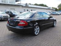Gebraucht Mercedes CLK200 Avantgarde 184 PS (135 kW) 2009 Schwarz Coupé