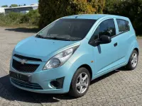 Second-hand Chevrolet Spark 68 CP (50 kW) 2010 Albastru Hatchback