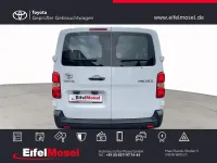Gebraucht Toyota Proace Verso 144 PS (105 kW) 2022 Weiß Kombi