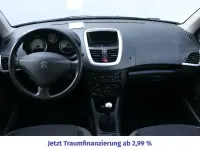 Gebraucht Peugeot 206+ 60 PS (44 kW) 2009 Grau Kleinwagen