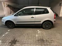 Gebraucht VW Polo 64 PS (47 kW) 2003 Silber Kleinwagen