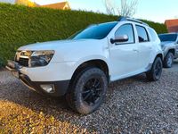 Second-hand Dacia Duster 105 CP (77 kW) 2011 Alb SUV