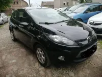 Gebraucht Ford Fiesta Trend 65 PS (47 kW) 2012 Schwarz Kleinwagen