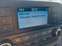 Gebraucht Ford Transit 131 PS (96 kW) 2020 Weiß Kombi