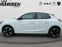 Gebraucht Opel Corsa-e Edition 100 kW (136 PS) 2023 Weiss Kleinwagen