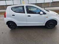 Gebraucht Suzuki Alto 68 PS (50 kW) 2011 Weiß Kleinwagen