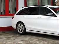 Gebraucht Mercedes C220 Avantgarde 194 PS (142 kW) 2018 Weiß Limousine