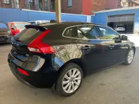 Gebraucht Volvo V40 Summum 114 PS (83 kW) 2013 Schwarz Limousine