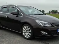 Gebraucht Opel Astra Design Edition 120 PS (88 kW) 2011 Braun Kombi