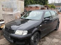 Used VW Polo 60 HP (44 kW) 2000 Black Hatchback