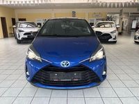 Gebraucht Toyota Yaris Hybrid Style 75 PS (55 kW) 2019 Blau Limousine