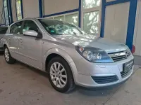 Gebraucht Opel Astra 116 PS (85 kW) 2005 Silber Kleinwagen