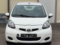 Gebraucht Toyota Aygo Cool 68 PS (50 kW) 2010 Weiß Kleinwagen