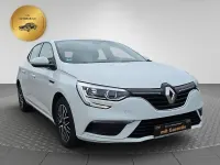Gebraucht Renault Mégane Play 110 PS (80 kW) 2018 Weiß Limousine