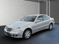 Gebraucht Mercedes E200 163 PS (119 kW) 2007 Silber Limousine