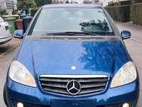 Gebraucht Mercedes A160 Elegance 95 PS (69 kW) 2012 Blau Limousine