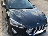 Gebraucht Ford Focus 120 PS (88 kW) 2019 Schwarz Limousine