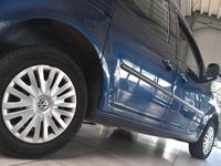 Gebraucht VW Caddy Trendline 102 PS (75 kW) 2011 Blau Van / Kleinbus