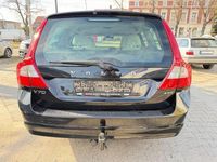 Gebraucht Volvo V70 231 PS (169 kW) 2011 Schwarz Kombi