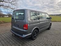 Gebraucht VW T5 102 PS (75 kW) 2010 Grau Van