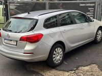 Gebraucht Opel Astra Edition 110 PS (80 kW) 2012 Silber Kombi