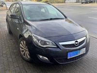Gebraucht Opel Astra Innovation 125 PS (91 kW) 2011 Schwarz Kombi