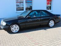 Gebraucht Mercedes E300 179 PS (131 kW) 1991 Schwarz Coupé