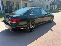Gebraucht Mercedes E300 Avantgarde 231 PS (169 kW) 2015 Schwarz Limousine