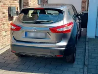 Gebraucht Nissan Qashqai 116 PS (85 kW) 2015 Grau SUV