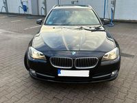 Gebraucht BMW 530 258 PS (189 kW) 2010 Schwarz Kombi