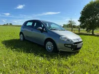 Gebraucht Fiat Grande Punto 65 PS (47 kW) 2010 Grau Kleinwagen